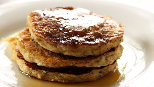 oatmeal-raisin-pancake